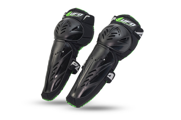 Astralis knee/shin guards with protective shells in highly resistant plastic